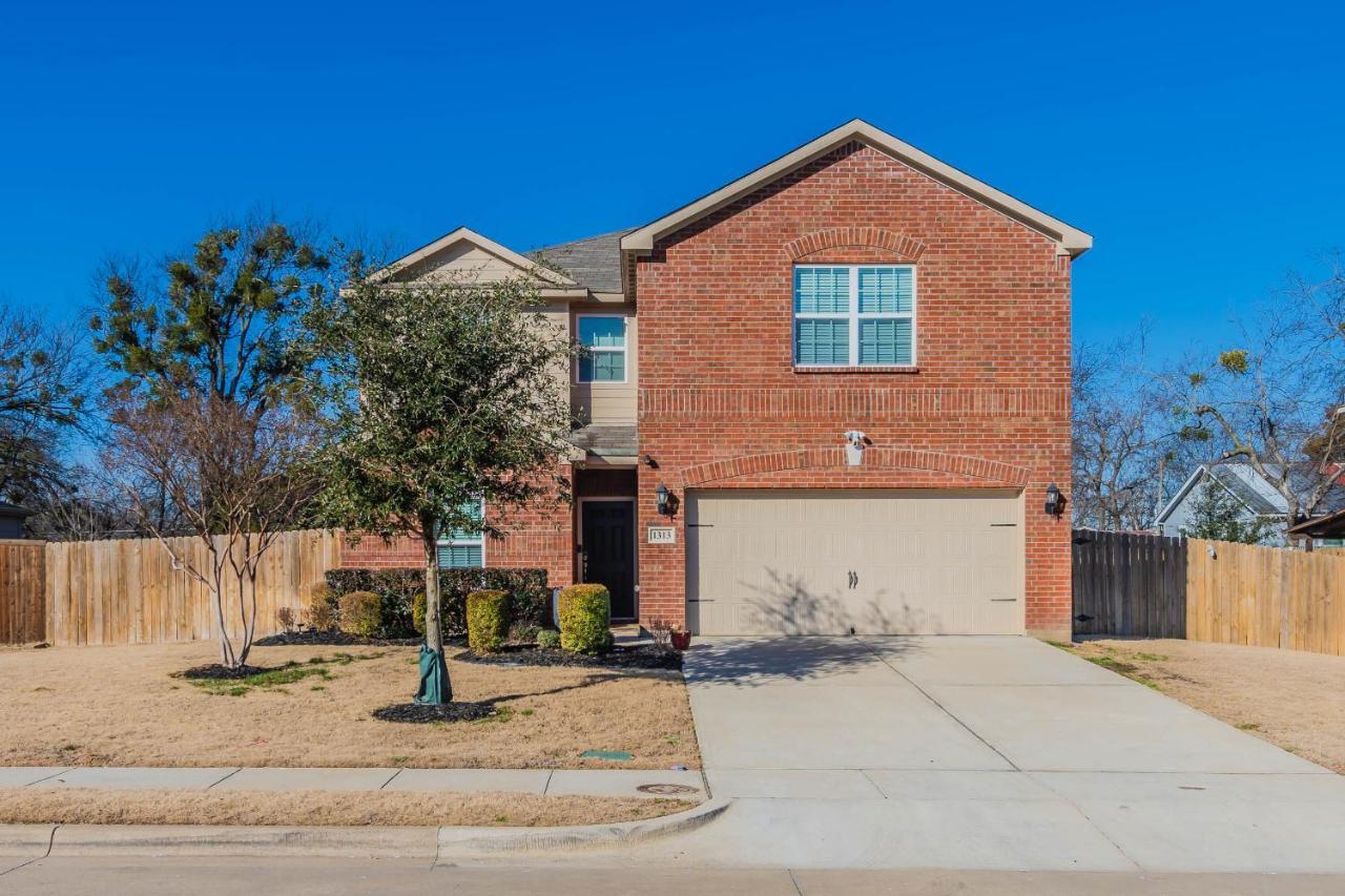 Luxury 5Br Dallas Retreat With Business Amenities - Perfect For Business Travelers, Families & Groups Eksteriør bilde