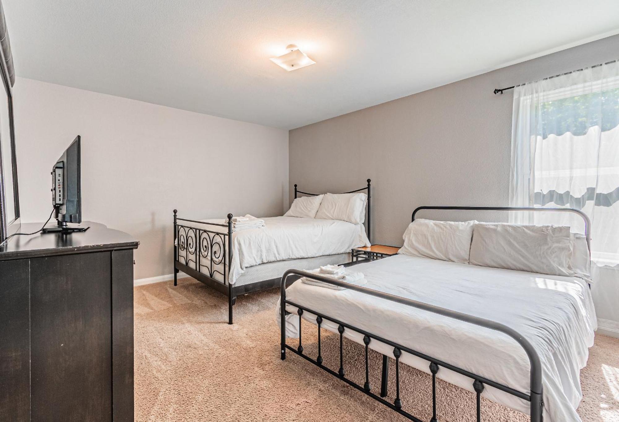 Luxury 5Br Dallas Retreat With Business Amenities - Perfect For Business Travelers, Families & Groups Eksteriør bilde
